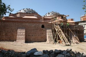 Bursa Mudanya'da tarihi hamam yenileniyor