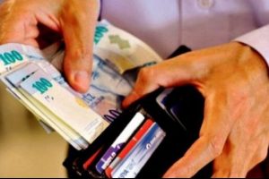 Financial Times: Lirada değer kaybı s&uuml;rebilir