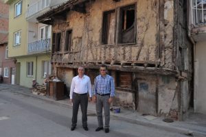 Bursa İneg&ouml;l'de metruk binalar yıkılacak