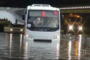 Ankara'da sağanak yağış