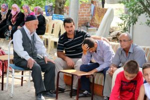 Bursa'da kızı maganda kurşununda &ouml;len baba: "Silah kimin y&uuml;z&uuml;n&uuml; g&uuml;ld&uuml;rd&uuml;"