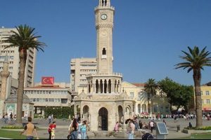 Fitch'ten İzmir a&ccedil;ıklaması