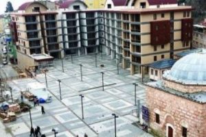 Bursa'da 'kentsel d&ouml;n&uuml;ş&uuml;m evleri' d&ouml;k&uuml;l&uuml;yor