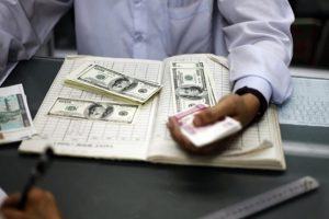Dolar kuru ne kadar artar?