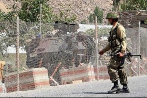 Van'da jandarma karakoluna taciz ateşi a&ccedil;ıldı