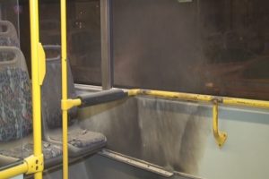İstanbul'da yolcu otob&uuml;s&uuml;ne molotoflu saldırı