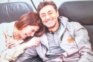 Deniz Akkaya'dan ilan-ı aşk...