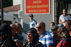 Soma maden faciasında, mağdur avukatlarından su&ccedil;lama