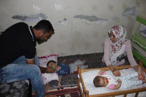 Minik Mehmet yardım eli arıyor