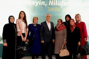 Nil&uuml;fer Belediye Başkanı Bozbey'e Fadıllılı kadınlardan ziyaret