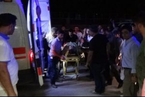 Korucuları taşıyan minib&uuml;s devrildi: 2 şehit