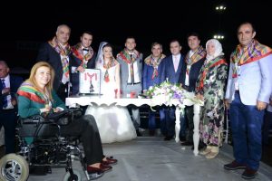 Muhammed Fatih Tatlıoğlu ile Ayşe Bacaklivea evlendi...