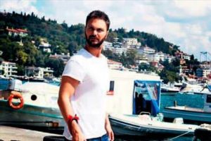 '&Ouml;nce barınaktaki hayvanları d&uuml;ş&uuml;n&uuml;n'...