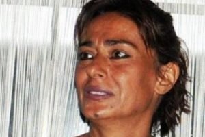 &Ccedil;ocuklar bacaklarımı &ccedil;ekmeyin...