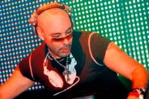 Roger Sanchez fırtına estirdi!...