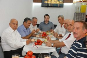Bursa'da domatesli dondurma yaptılar