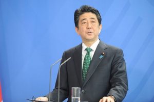 Abe, Obama'dan dinleme iddialarının araştırılmasını istedi