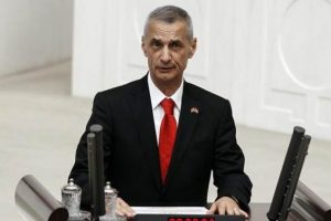 Engin Alan, Tuğrul T&uuml;rkeş'i sert s&ouml;zlerle eleştirdi
