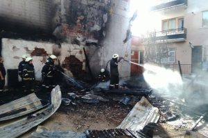 Bursa'da garajda yangın!