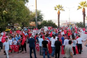 Bursa Mudanya şehitler i&ccedil;in y&uuml;r&uuml;d&uuml;
