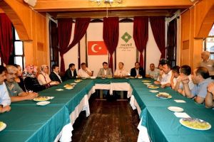 D&uuml;ndar'dan Dağ-Der y&ouml;netimine hayırlı olsun ziyareti