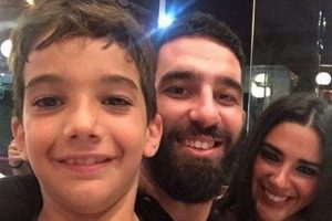 Arda Turan'ın keyfi yerinde...