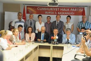 Mustafa Balbay ve H&uuml;seyin &Ccedil;amak Bursa'da g&uuml;ndemi değerlendirdi