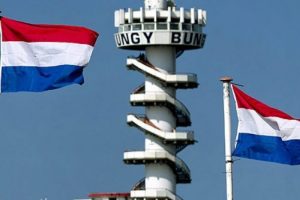 Hollanda 8 vatandaşını ter&ouml;rist ilan etti
