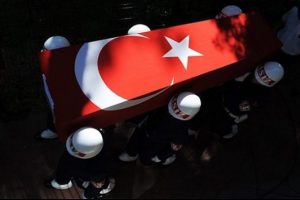 Şehit cenazesi i&ccedil;in mezhep ayrımı tartışması