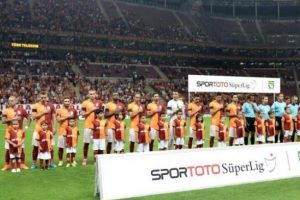 Galatasaray ilk galibiyetini almak istiyor
