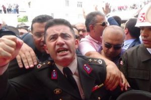 "D&uuml;n bir kargo aldık, g&ouml;r&uuml;nce yine yıkıldım"