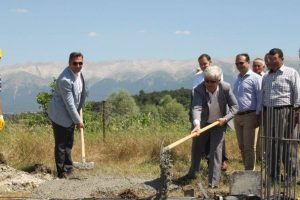 Bursa'da M&uuml;zeyyen Senar'ın k&ouml;y&uuml;ne "Natural Park"