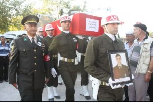 Kazada hayatını kaybeden asker son yolculuğuna uğurlandı
