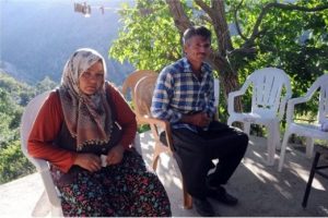 Ayağına batan kıymık &ouml;ld&uuml;rd&uuml;
