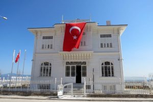 Bursa'da 1 milyon 100 TL &ccedil;&ouml;pe gitti!