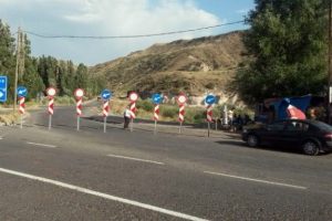 O yollar 3 g&uuml;n boyunca kapatıldı