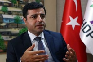 Demirtaş: Silah yoluyla &ouml;zerklik ilanı yanlış