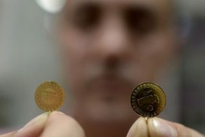 Parası yetişmeyen 65 liralık '&ccedil;eyrek' aldı!