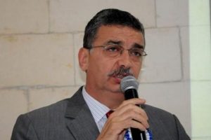 Şanlıurfa B&uuml;y&uuml;kşehir Belediye Başkanı istifa etti