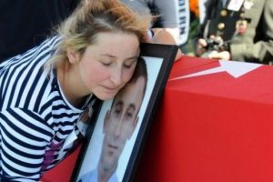 Şehit polis İlker Narin Kastamonu'da toprağa verildi