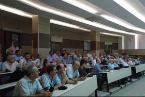 Bursa'da 30 yıllık mezunlar buluştu
