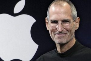 İki farklı Steve Jobs: Biri zeki ama zalim; diğeri yetenekli ve &ccedil;alışkan