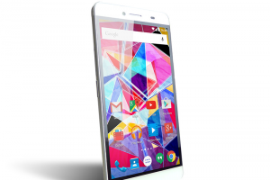 Archos ucuz ve iddialı telefonla geliyor