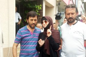 Bursa'da &Ccedil;e&ccedil;en komutanın kızıyla ilişkisi olduğu i&ccedil;in &ouml;ld&uuml;r&uuml;len şahsın zanlısı 27,5 yıl aldı!