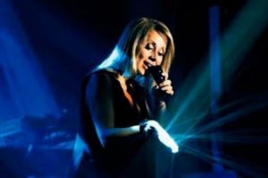 Lara Fabian konseri biletleri satışa &ccedil;ıktı...