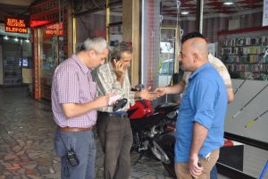 Bursa'da varını yoğunu kaptırıyordu, polis son anda &ouml;nledi!