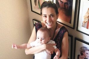 &Ouml;zg&uuml; Namal'ın oğlu Nefes 4,5 aylık oldu...