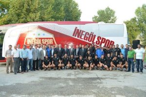 B&uuml;y&uuml;kşehirden ineg&ouml;lspor'a takım otob&uuml;s&uuml;