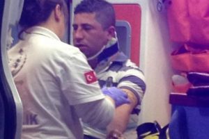 Muavin otob&uuml;s&uuml;n bagajında uyurken...