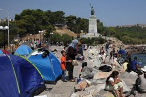 Midilli Belediye Başkanı: Ada'da m&uuml;lteci sorunu &ccedil;&ouml;z&uuml;lmezse okullar a&ccedil;ılmayacak, oy kullanılmayacak